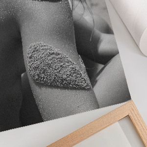 Plagát do obývačky Žena s pieskom