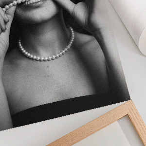 Retro plagát Očarujúca žena