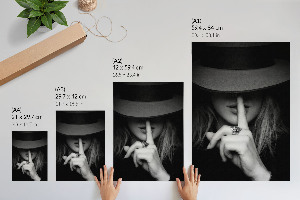 Plagát do obývačky Tajomná elegancia