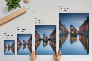 Retro plagát Mesto večer