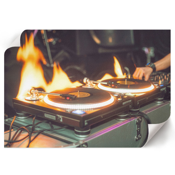 Poster Konzola v plameňoch